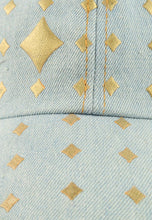 Load image into Gallery viewer, หมวกแก็ปแฟชั่น ปริ้นลายไพ่สีทอง   - Card Symbol Baseball Cap