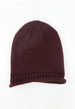 Load image into Gallery viewer, หมวกไหมพรม - Oversized Knit Hat