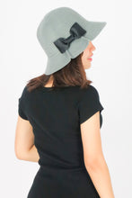Load image into Gallery viewer, หมวกสานปีกสั้น - Cloche Hat With Satin Bow