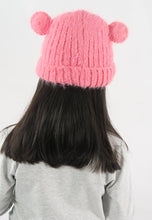 Load image into Gallery viewer, หมวกไหมพรม ทรงบินนี่แต่งหูแบบหนา บุขนด้านใน สำหรับเด็ก - Kids Bear Ears Crochet Eyelash Fur Fleece Lined Knit Hat