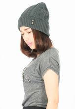 Load image into Gallery viewer, หมวกไหมพรมถักลายเปีย บุขนด้านใน H012- Unisex Cable Knit Fleece Lining Knit Beanie Ski Hat