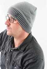 Load image into Gallery viewer, หมวกไหมพรมบุขนด้านใน - Wool Beanie Hat 100% Merino Woo
