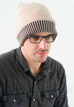 Load image into Gallery viewer, หมวกไหมพรมบุขนด้านใน - Wool Beanie Hat 100% Merino Woo