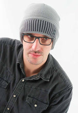 Load image into Gallery viewer, หมวกไหมพรมบุขนด้านใน - Wool Beanie Hat 100% Merino Woo