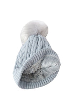 Load image into Gallery viewer, หมวกไหมพรมทรงบีนนี่แต่งปอม - Fleece Lined Cable Knitted Pom Pom Beanie Hat