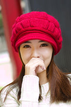 Load image into Gallery viewer, หมวกไหมพรมถักขนกระต่ายบุขน - Fleece Lining Rabbit Hair Knitted Cap