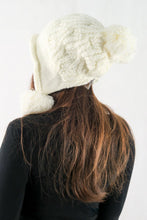 Load image into Gallery viewer, หมวกไหมพรมแต่งลูกตุ้ม บุขนหนาด้านใน - Winter Fleece Lining Beanie Hat with Pom