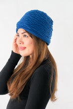 Load image into Gallery viewer, หมวกไหมพรมผ้าสองสี - Soft Lined Thick Knit Warm Reversible Winter Slouchy Beanies Hat