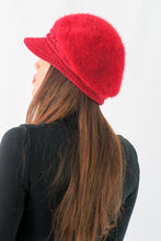 Load image into Gallery viewer, หมวกไหมพรมถักขนกระต่าย บุขนด้านใน  - Fleece Lining Winter Rabbit Hair Kintted Cap with Visor