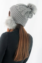 Load image into Gallery viewer, หมวกไหมพรมแต่งปอม บุขนหนาด้านใน - Winter Fleece Lining Beanie Hat with Pom