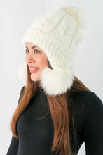 Load image into Gallery viewer, หมวกไหมพรมแต่งปอม บุขนหนาด้านใน - Winter Fleece Lining Beanie Hat with Pom