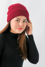 Load image into Gallery viewer, หมวกไหมพรมบุขนด้านใน - Wool Beanie Hat 100% Merino Woo