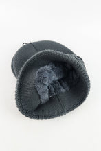 Load image into Gallery viewer, หมวกไหมพรมบุขนด้านใน - Wool Beanie Hat 100% Merino Woo