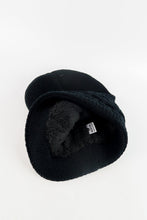 Load image into Gallery viewer, หมวกไหมพรมบุขนด้านใน - Wool Beanie Hat 100% Merino Woo
