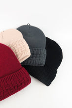 Load image into Gallery viewer, หมวกไหมพรมบุขนด้านใน - Wool Beanie Hat 100% Merino Woo
