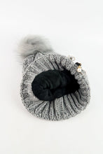 Load image into Gallery viewer, หมวกไหมพรมแต่งปอม บุขนหนาด้านใน - Winter Fleece Lining Beanie Hat with Pom