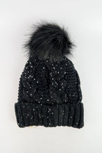 Load image into Gallery viewer, หมวกไหมพรมแต่งปอม บุขนหนาด้านใน - Winter Fleece Lining Beanie Hat with Pom