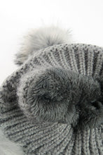 Load image into Gallery viewer, หมวกไหมพรมแต่งปอม บุขนหนาด้านใน - Winter Fleece Lining Beanie Hat with Pom