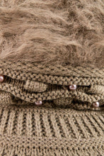 Load image into Gallery viewer, หมวกไหมพรมถักขนกระต่าย บุขนด้านใน  - Fleece Lining Winter Rabbit Hair Kintted Cap with Visor