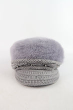 Load image into Gallery viewer, หมวกไหมพรมถักขนกระต่าย บุขนด้านใน  - Fleece Lining Winter Rabbit Hair Kintted Cap with Visor