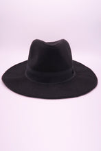 Load image into Gallery viewer, หมวกวูลปีกกวางสองสีตัว M - Fashion Wide brim wool hat
