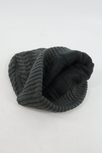 Load image into Gallery viewer, หมวกไหมพรมถักลายเปีย บุขนด้านใน H012- Unisex Cable Knit Fleece Lining Knit Beanie Ski Hat