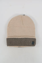 Load image into Gallery viewer, หมวกไหมพรมบุขนด้านใน - Wool Beanie Hat 100% Merino Woo