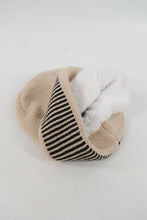 Load image into Gallery viewer, หมวกไหมพรมบุขนด้านใน - Wool Beanie Hat 100% Merino Woo