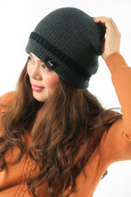 Load image into Gallery viewer, หมวกไหมพรมเเบบบุขนด้านใน - Wool Rib Beanie Hat