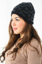 Load image into Gallery viewer, หมวกไหมพรมเเบบบุขนด้านใน - Wool Rib Beanie Hat