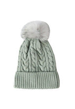 Load image into Gallery viewer, หมวกไหมพรมทรงบีนนี่แต่งปอม - Fleece Lined Cable Knitted Pom Pom Beanie Hat