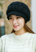 Load image into Gallery viewer, หมวกไหมพรมถักขนกระต่ายบุขน - Fleece Lining Rabbit Hair Knitted Cap