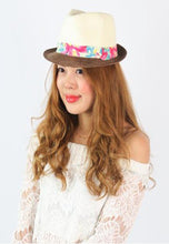 Load image into Gallery viewer, หมวกทรงสานปีกสั้นคาดแถบผ้าสีดำ - Summer Short Brim Straw Fedora Hat