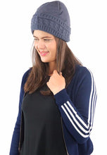 Load image into Gallery viewer, หมวกไหมพรมถักลายเปีย บุด้านในสำหรับกันหนาว - Unisex Cable Knit Fleece Lining Knit Beanie Ski Hat