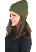 Load image into Gallery viewer, หมวกไหมพรมทรงบีนนี่ H005 - Unisex Solid Thick Wool Ribbed Beanie Hat